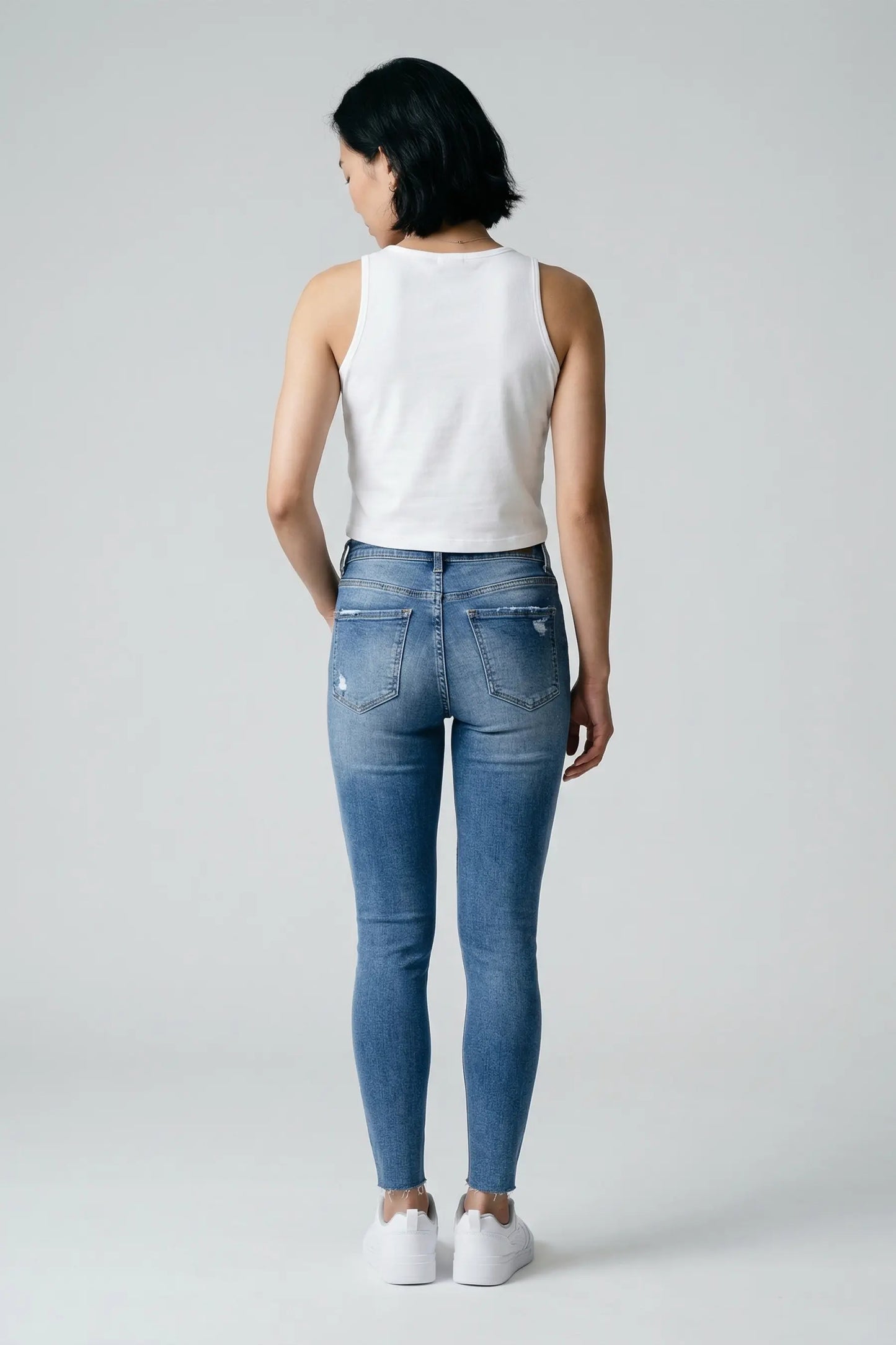 Women’s Crop Tank Top | Cotton Sleeveless Cropped Tee