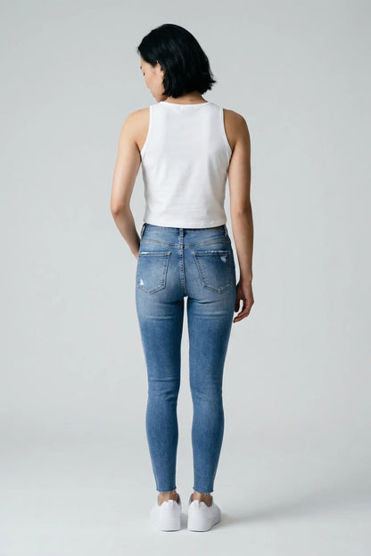 Women’s Crop Tank Top | Cotton Sleeveless Cropped Tee